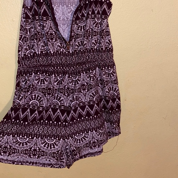 Romper - Picture 2 of 3